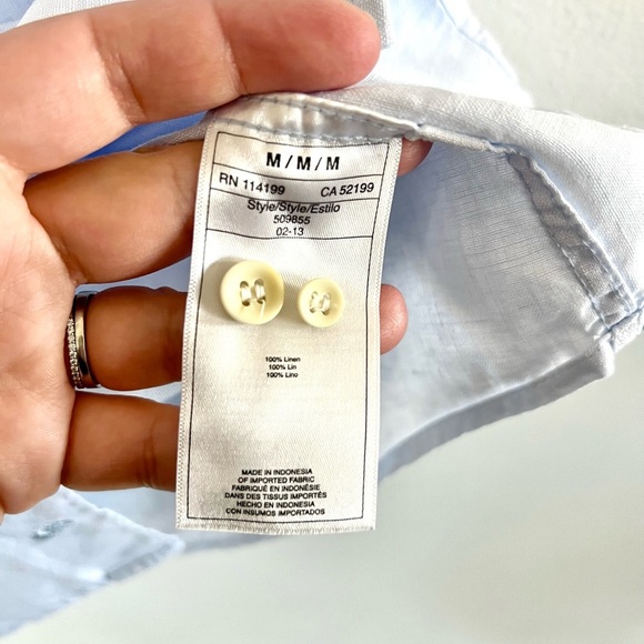 Quicksilver Light Blue Casual Button-Up 100% Linen Collared Shirt Size Medium - Picture 9 of 10